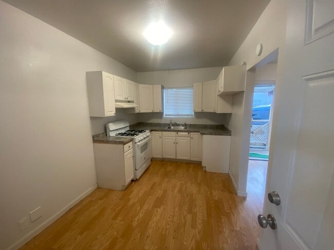 Photo - 919 Kentucky St Unit 919 Kentucky St 1/2 Rear