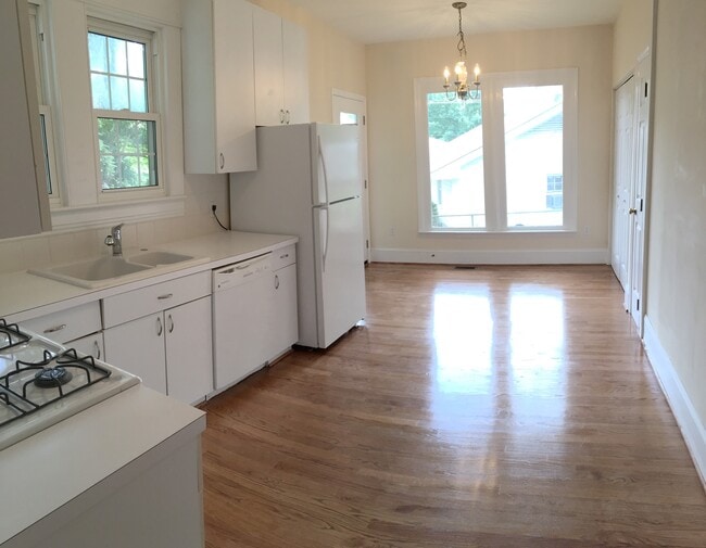 Photo - 307 Perry St