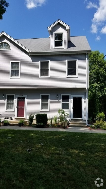 Building Photo - 272 Union St Rental