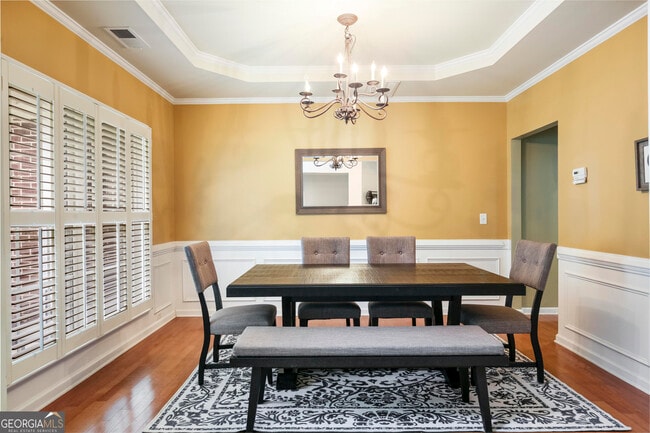 Photo - 1360 Silvergate Dr