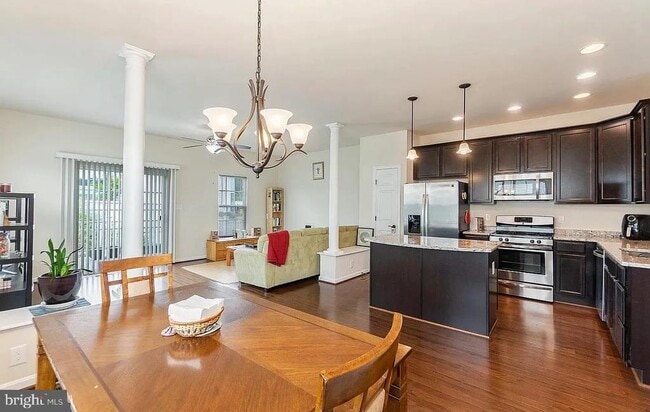 Photo - 4711 Wensel Rd