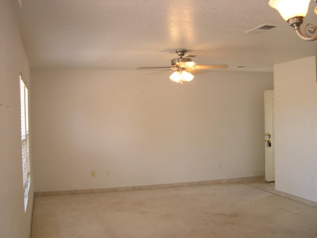 Photo - 9367 Vista Clara Loop NW