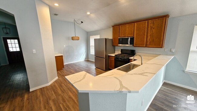 Photo - 304 Hummingbird Dr