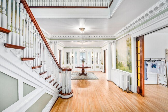 Photo - Beautiful 3 Bedroom/2 Bathroom First Floor Apartment in East Duluth Mansion - AVAILABLE JUNE! Unit 2307 E Superior St - 1