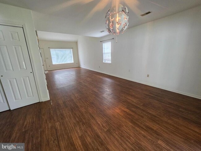 9 Gristmill Dr