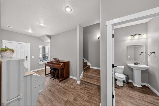 Photo - 396 N Torc Ln