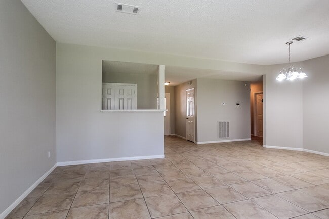 Photo - 12603 Mill Ridge Dr