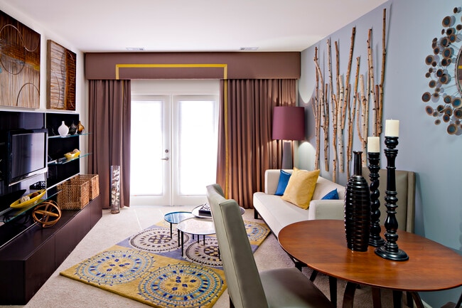 Living room - Avalon North Bergen