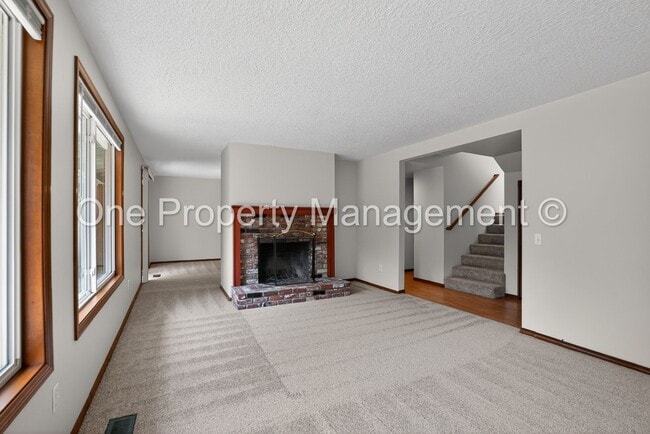 Photo - 614 SE 130th Ct
