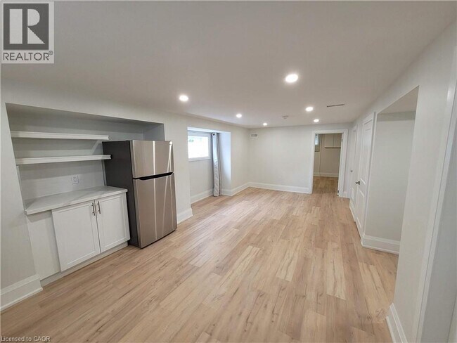 Photo - 38 Rendell Blvd