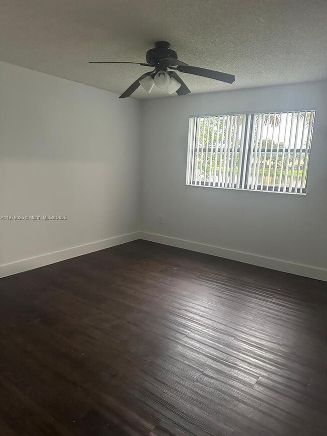 Photo - 9777 Nob Hill Ct Unit 9777