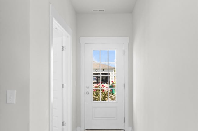 Photo - 910 Sassafras Ct.
