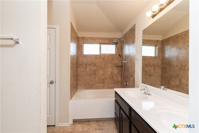 Building Photo - 5304 Waterbank Ln