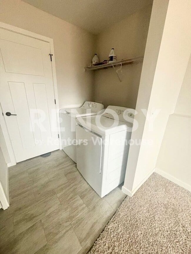 Photo - 4634 9th St NE