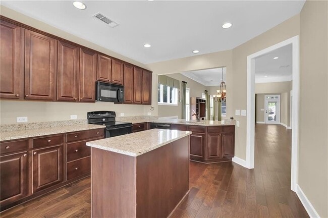 Photo - 3708 Majestic Oak Dr SW