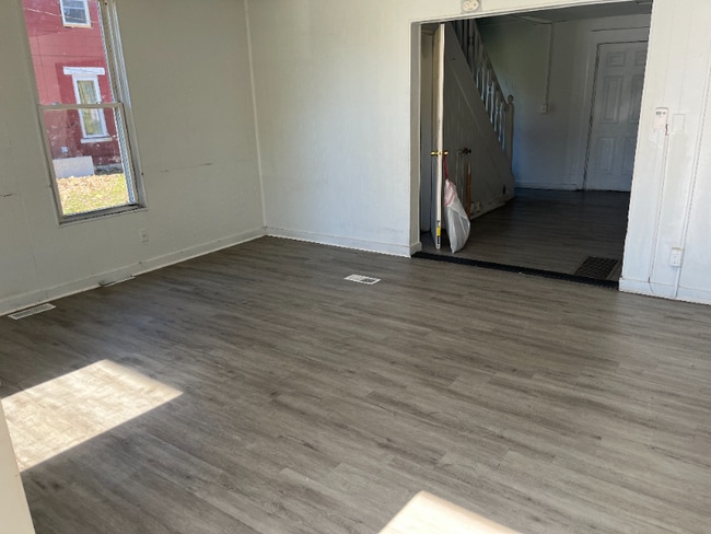 Photo - 816 W Liberty St