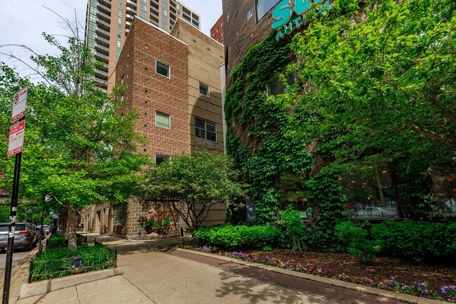 Photo - 40 E 9th St Unit 1804