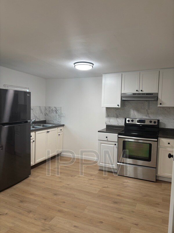 Photo - 619 E Pierce Ave