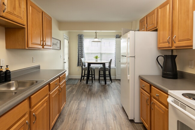 The Summit at Owings Mills Apartments