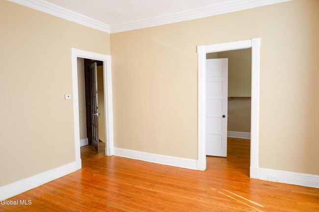 Photo - 475 Hamilton St Unit 2