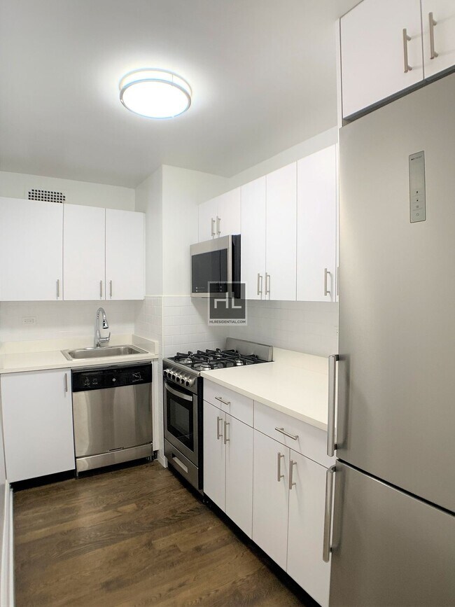 Photo - 5 AVENUE Unit 7P