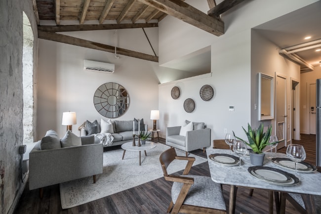 Building Photo - 3715 Main St Unit 603