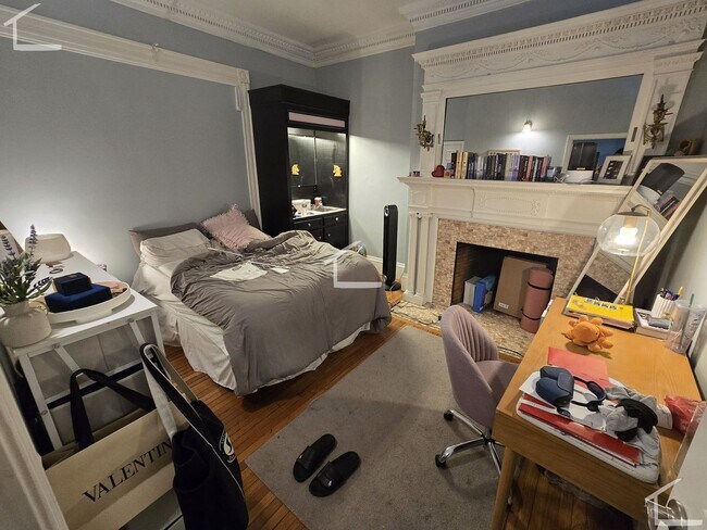 Photo - Beautiful 4 Bed/ 2 Bath