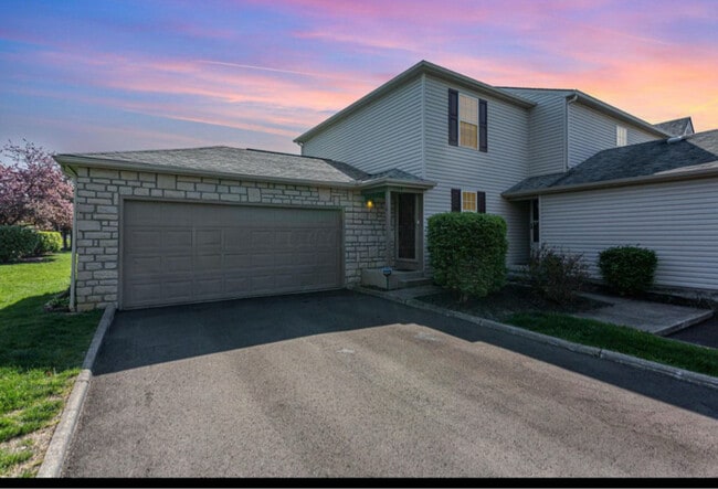 Building Photo - 1784 Ridgebury Dr Rental