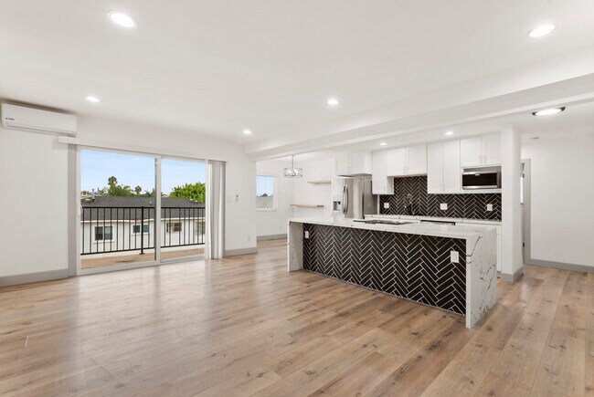 Photo - 4475 49th Street