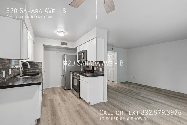 Photo - 820 Sahara Ave