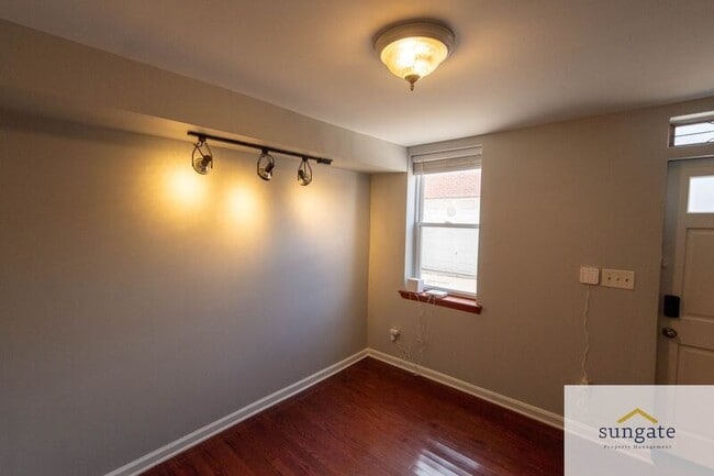 Photo - 427 S Durham St