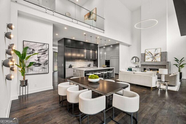 Photo - 19 Spruell Springs Rd