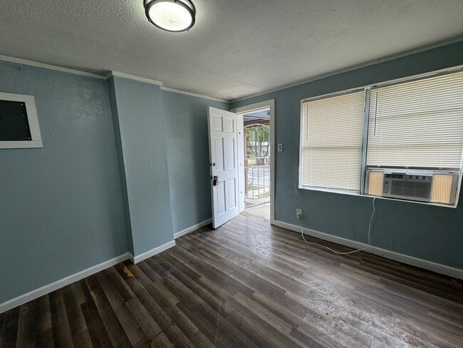 Photo - 2 Bedroom / 1 Bath Home – Lake City, FL
