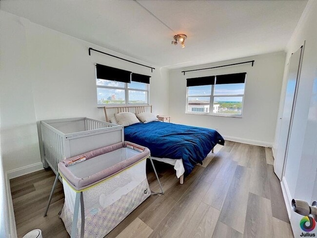 Photo - 2555 NE 11th St Unidad 809
