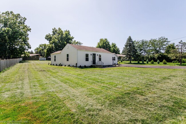 148 E Francis Rd