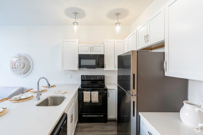 Large Spacious Kitchen - 54 Union