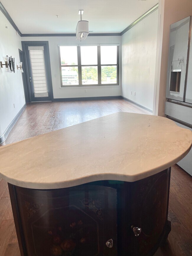 Photo - 445 W Blount Ave Unit 314