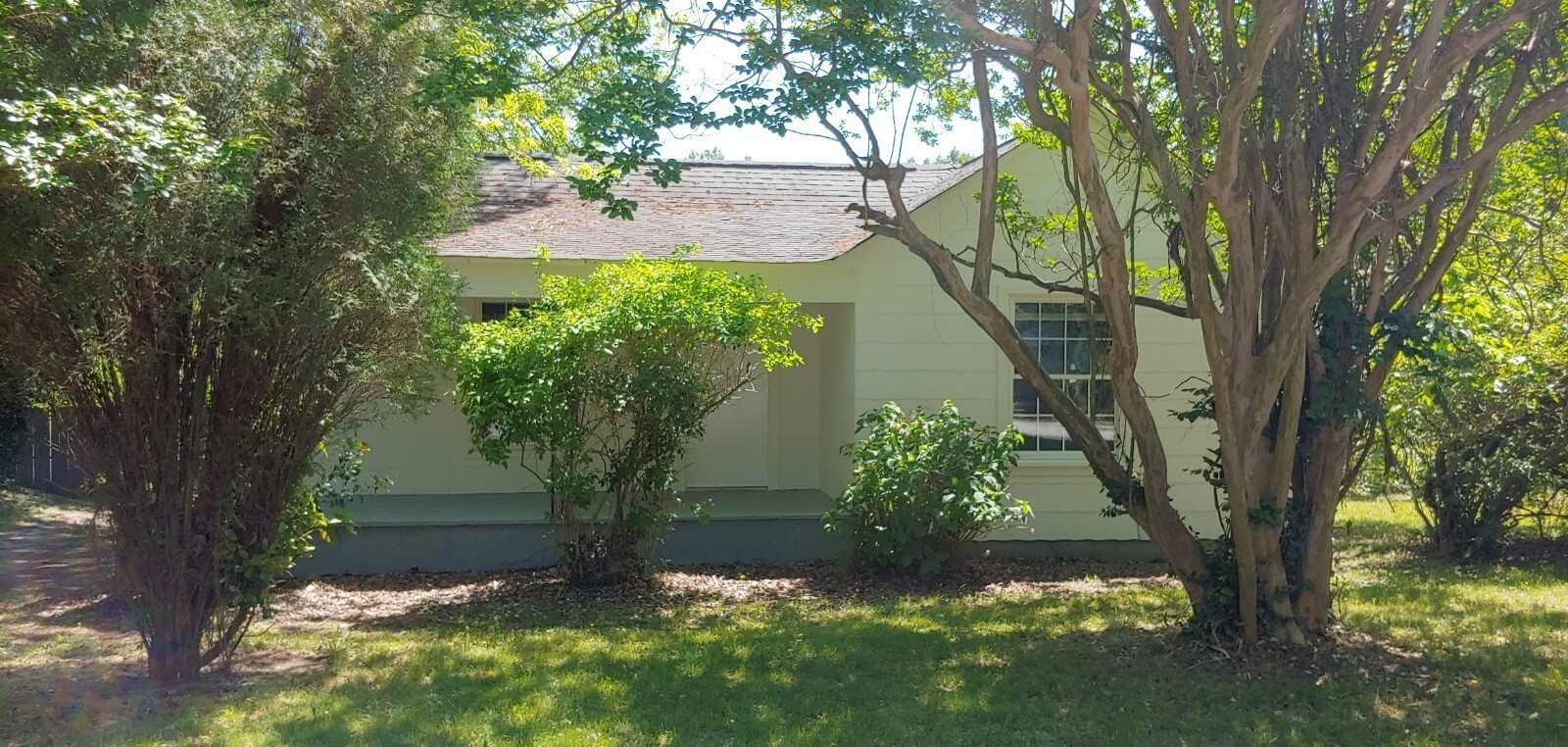 Bright, newly painted 2-3 Bed, 2 Bath Hom... - Bright, newly painted  2-3 Bed, 2 Bath Hom... Casa