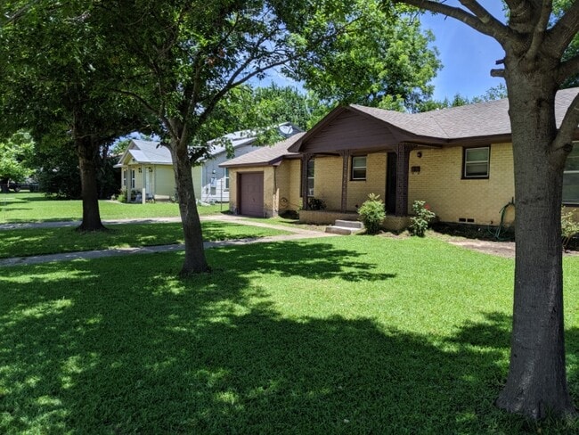 Photo - 1308 Fair Ave