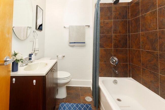 1410 Chicago