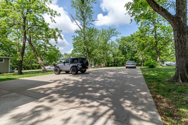 Photo - 1319 Paris Rd Unit C