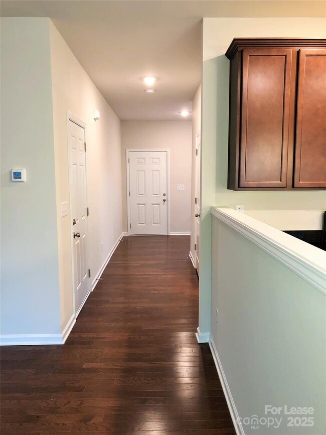 Photo - 6542 Revolutionary Trail