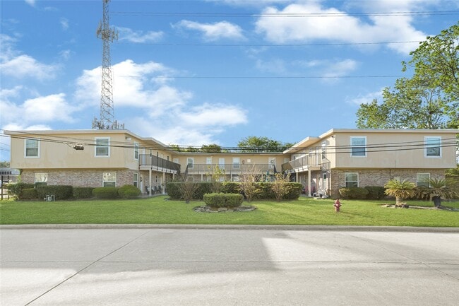 Building Photo - 107 E Willowick Ave Unit 4