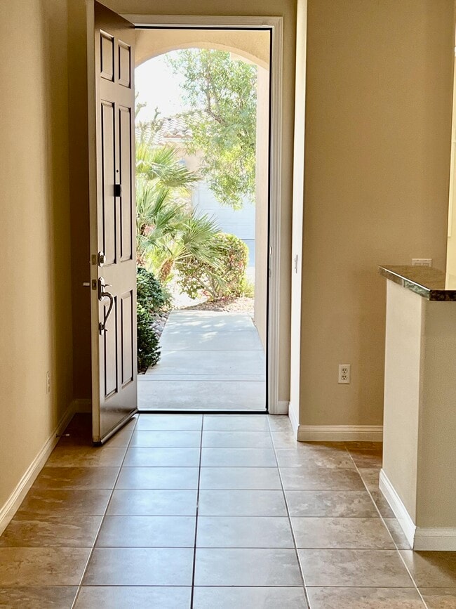 Photo - 81952 Avenida Bienvenida