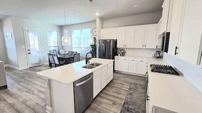 Photo - 2719 Lazy Pne Ln