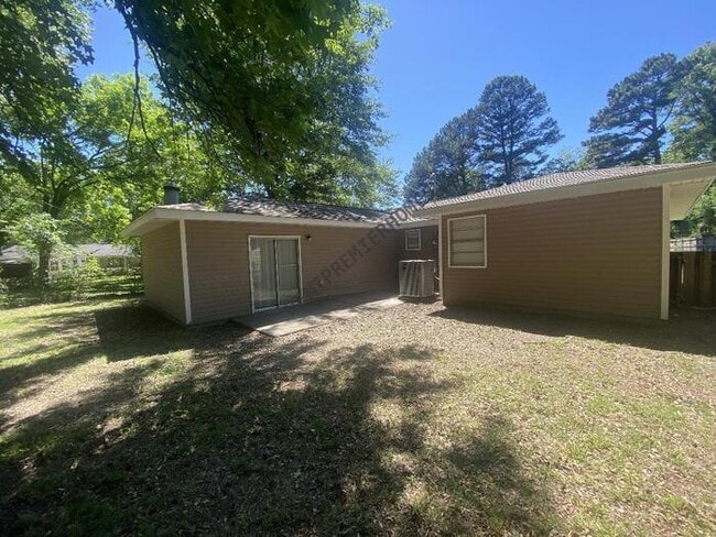Photo - 3103 Hines Dr