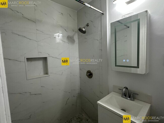 Photo - 512 Commonwealth Ave Unit 2