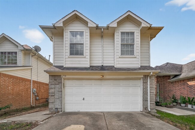 Building Photo - 6710 Bellaire Gardens Dr