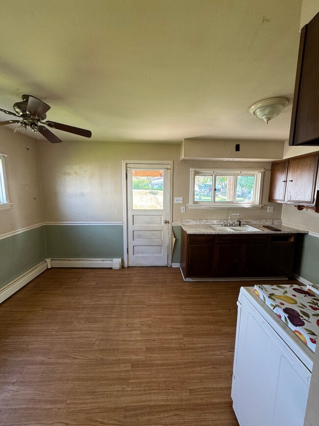 Photo - 1260 Allison Ave