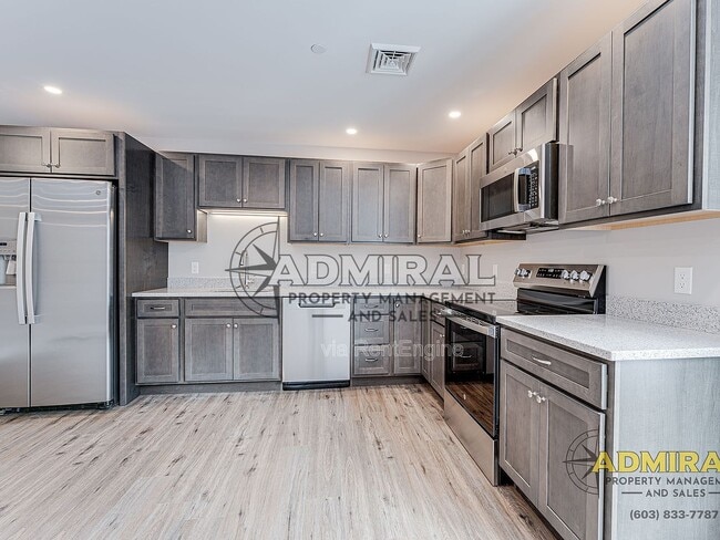 Photo - 3 Strafford Rd Unit 1